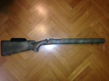 hola compañeros,
tengo una culata de Remington 700 Police, culata HS Precision, con bedding de aluminio, 00