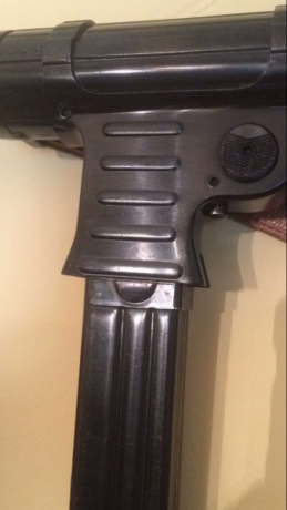 Buenas tardes a todos.
Vendo MP41 SHMEISSER original para unidades SS y Gestapo , todas las piezas coincidentes, 10