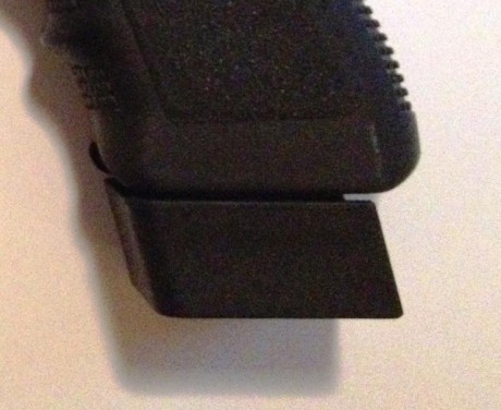 Vendo tapas + 3 para cargadores de Glock.  Si tiras con tu glock 17 en division Estándar, tendras cargadores 00