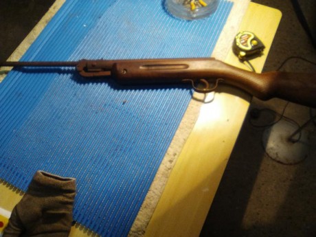 Hola vendo carabina OJMAR MOD MAXOR O MAJOR, esta a restaurar, no la e desmontado pero puedo hacerlo a 12