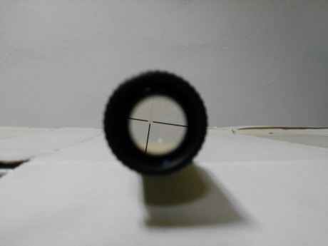 Un amigo me ha pedido que ponga en venta este visor ZEISS DIAVARI Z   1,5-6X42  MC , usado pero en perfecto 10