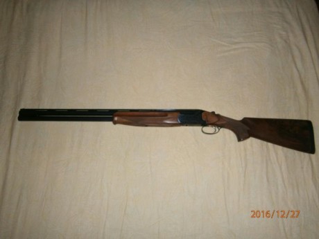 Vendo escopeta Lamber ,superpuesta,selector de tiro,un gatillo,expulsora.En perfecto estado.A toda prueba.Esta 02