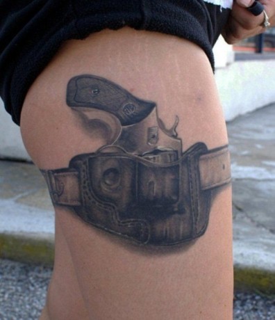 Pues eso, ma a llegado al móvil vía wasap una foto de un tatuaje y como pongo en el titulo no se si calificarlo 20