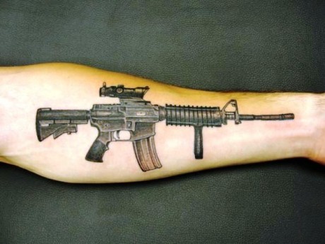 Pues eso, ma a llegado al móvil vía wasap una foto de un tatuaje y como pongo en el titulo no se si calificarlo 30