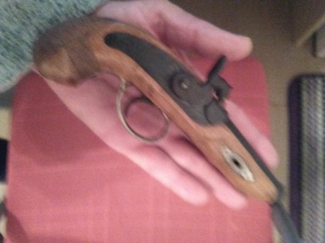Hola buenas, espero hayan pasado buenas Navidades, pues esto que tengo una pieza, de la casa Norica, y 00