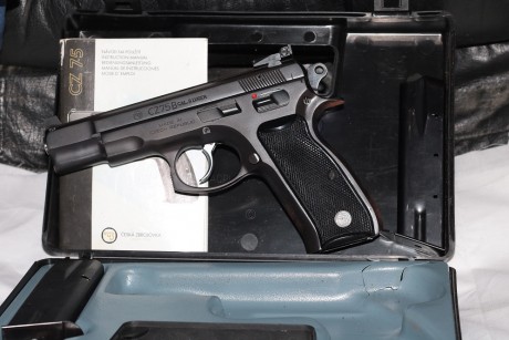 Vendo pistola para competir en 9 m/m, el modelo CZ75, comprada a Arminse, hace un año, y ajustada para 01