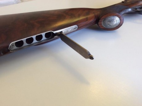 Lote de dos rifles Zanardini mod. Oxford y König 403. Paralelo y superpuesto
Ambos cal. 9,3 x 74. Único 02