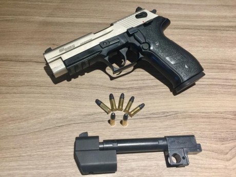 Cambio sig sauer mosquito bitono con 2 cañones (3,5" y 5,5"), maletín original , todo aestreno 00