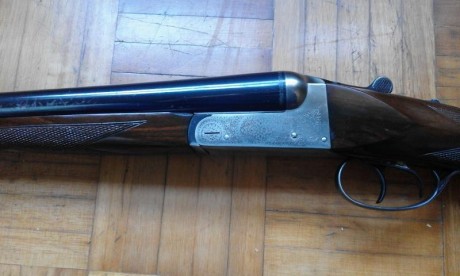 Escopeta Erbi, calibre 12/70, cañones de 71 ctms., chokes  * y ***, muy buen estado general, perfecta 100