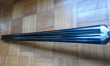 Escopeta Erbi, calibre 12/70, cañones de 71 ctms., chokes  * y ***, muy buen estado general, perfecta 120