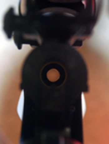 Mi compañero de caza me ha pedido que le ponga en venta su monotiro Baikal mod. IZH-18MH del calibre 30.06.

El 11