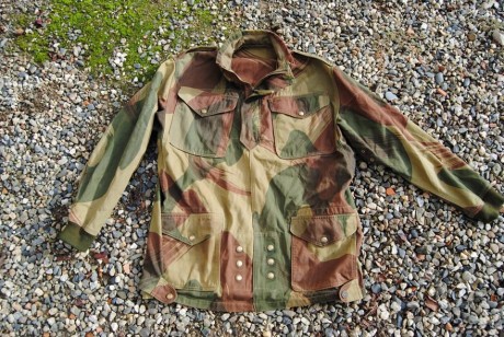 Buenas a todos/as:


VENDO lo siguiente, por si a alguien le pudiera interesar:


*  BRITISH "SMOCK 41