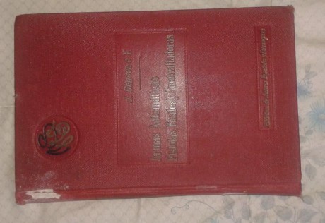 vendo libro " Armas automáticas, pistolas, fusiles y ametralladoras" de Genova e Iturbe editado 01
