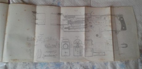 vendo libro " Armas automáticas, pistolas, fusiles y ametralladoras" de Genova e Iturbe editado 00