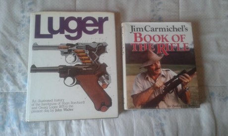 Vendo libro LUGER toda la historia y todos los modelos de esta arma mitica. mas de 250 paginas Muy buen 00