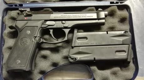 Se vende esta Beretta f92.de 9 mm y alza micrometrica.

La pistola está impecable, muy poco uso.

Lleva 10