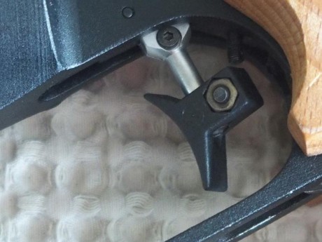 La pistola esta vendida y se pone en camino hacia su nuevo propietario. Gracias a todos por las consultas 02