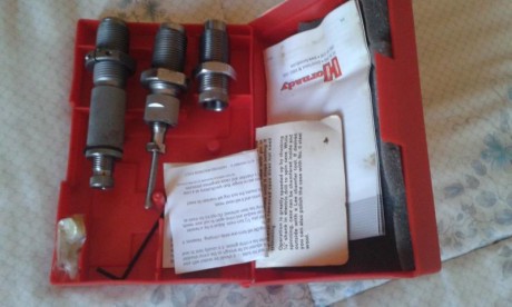 Vendo prensa de mano LEE nueva 40 euros  VENDIDA
Dies hornady 7mm-08 30 euros VENDIDOS
dies lee 7mm-08 01