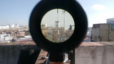 ...Hola.

Quiero pasar al siguente nivel de visores, y me he fijado en este visor:

IOR VALDADA TERMINATOR 82