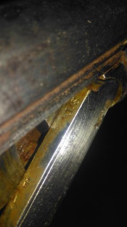  IMG_20170105_153955.jpg hola tengo una escopeta antigua que me gustaría identificar si alguien supiera 01
