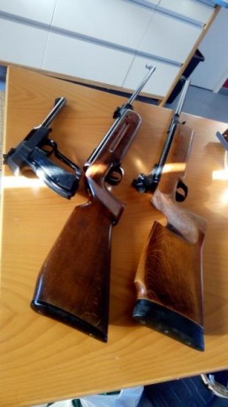 Hola pongo a la venta un conjunto de clàsicas de walther compuesto por:
 Walther lg53 en muy buen estado 01