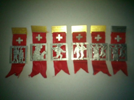 Hola. Vendo colección de medallas suizas relacionadas con el tiro y varias temáticas.
Se venden por lotes 20