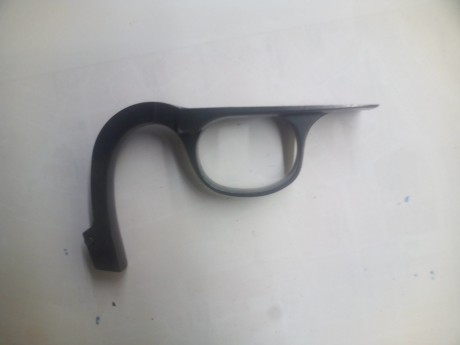 Vendo armazón empuñadura revolver Uberti Bird´s Head por 25 €. 00