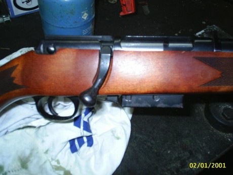 Escopeta marlin calibre 12 magnum

Vendo escopeta Marlin calibre 12 recamara mágnum de cerrojo, dispara 11