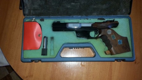 Vendo pistola benelli wold cup calibre 32 con cacha morini maletin cargador y herramientas originales, 02