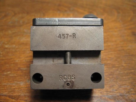   VENDO TURQUESA CALIBRE 457, MARCA RCBS, BOLA DOBLE CAVIDAD  

Vendo turquesa practicante nueva, solo 00