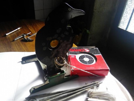 Vendo vario material que ya no uso.

Tres fundas 10e cada una

Dos monturas leapers monopieza  10e cada 01