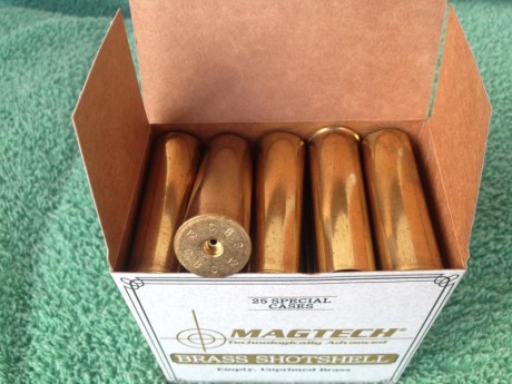 100 Vainas BERTRAN calibre 43 SPANISH REFORMADO nuevas.
PRECIO: 100 euros mas portes.

100 Cartuchos metalicos 10