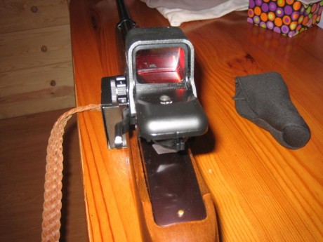 Hola.  Vendo este rifle, con cuatro cargadores de 4 disparos, cantonera de caucho y  la original, anillas 72