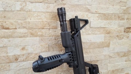 Voy a reestructurar mi armero y vendo carabina semiautomatica tactica Walther G22 22LR con 2 cargadores 20