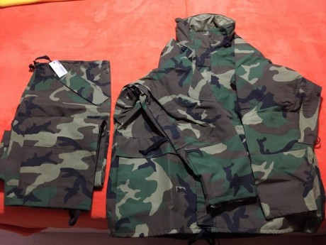 Parka + pantalón Gore-Tex Woodland Original Ejercito Americano

Conjunto Parka + pantalón original de 02