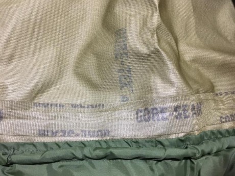 Parka + pantalón Gore-Tex Woodland Original Ejercito Americano

Conjunto Parka + pantalón original de 10