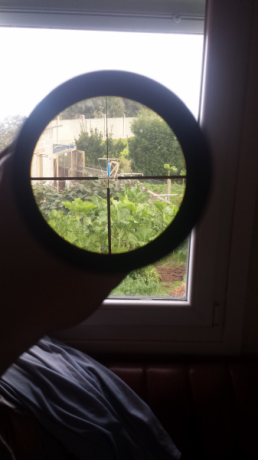 Se vende visor marca delta modelo titanium  tubo de 30 mm y aumentos 1,5-9x45 con reticula iluminada 11 00