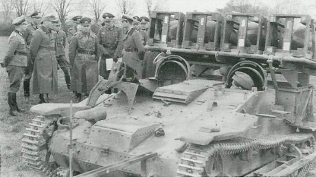 El conocido, por ejemplo, "stuka zu fust".
Todas las unidades encuadradas en los "Nebelwerfer" 100