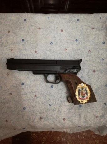Compre esta carabina para ver como es. Le cambie el manometro por que el que traia era un mentiroso poniendo 102