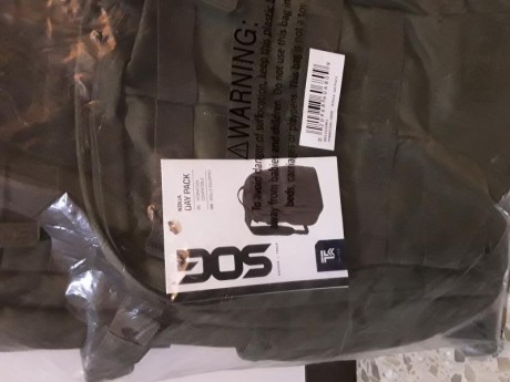 Vendo mochila complicada de comprar en España,  yo de momento solo la he visto en Amazon.es a 129€ más 01