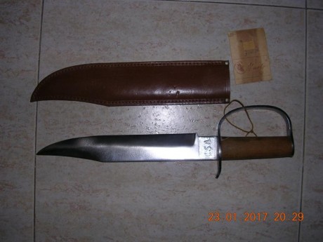 Buenas tardes compañeros,he estado mirando un cuchillo de acero al carbono y he visto de la marca Marto 61
