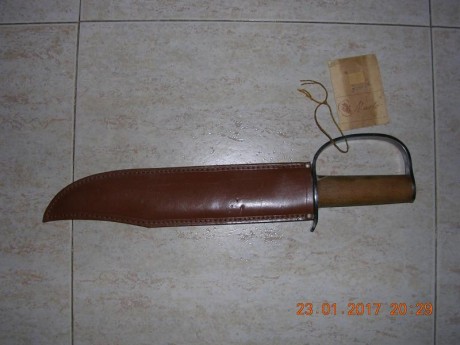 Buenas tardes compañeros,he estado mirando un cuchillo de acero al carbono y he visto de la marca Marto 60