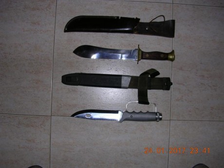 Buenas tardes compañeros,he estado mirando un cuchillo de acero al carbono y he visto de la marca Marto 131