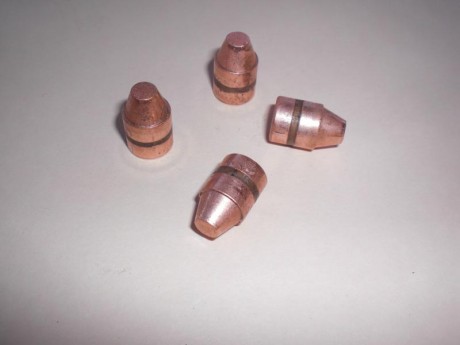 Hola a todos los participantes de este foro.

Vendo algunas cajas de puntas calibre .356 para el 9mm.
Las 02