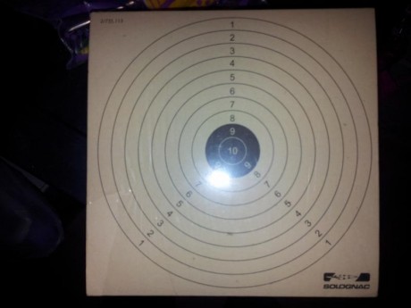 Vendo dianas para tiro a 10m.
Marca Decathlon.
8 unidades de un modelo y un taco practicamente entero 01