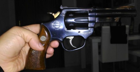 Vendo Revolver marca Astra modelo 960 Calibre38.

Está en perfecto estado, posee guía de pertenencias, 00