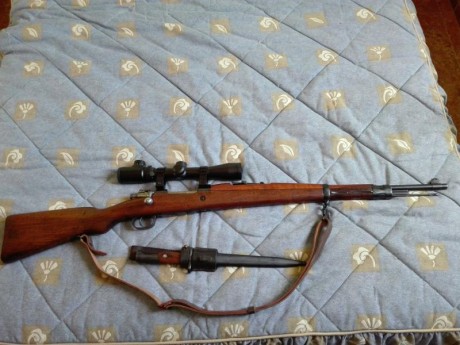 Mi hijo deja la afición y me pide que ponga en venta estas armas:
Se trata de dos rifles un M-24/47 y 12