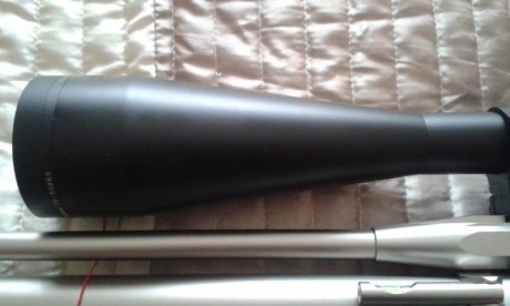 Buenas,

Se vende visor Nikko Stirling Diamond 10-50x60, con monturas Sport match y rueda de aluminio 12