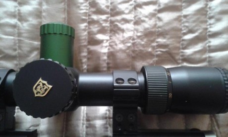 Buenas,

Se vende visor Nikko Stirling Diamond 10-50x60, con monturas Sport match y rueda de aluminio 11