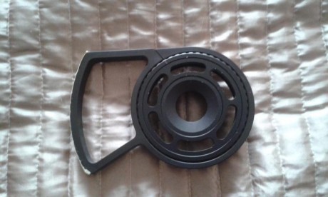Buenas,

Se vende visor Nikko Stirling Diamond 10-50x60, con monturas Sport match y rueda de aluminio 20